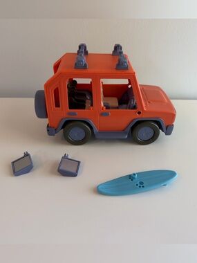 (🩷 $9 when you bundle) Bluey Family Car